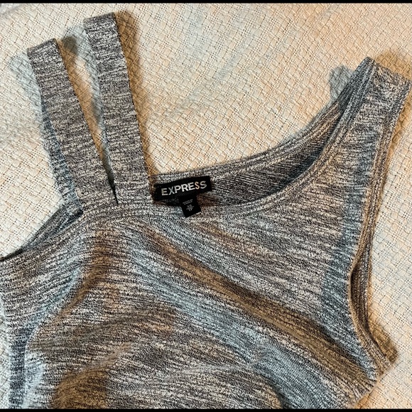 NOT FOR SALE Express Asymmetrical Heather Gray Knit Fitted Tank NWOT - Picture 4 of 5